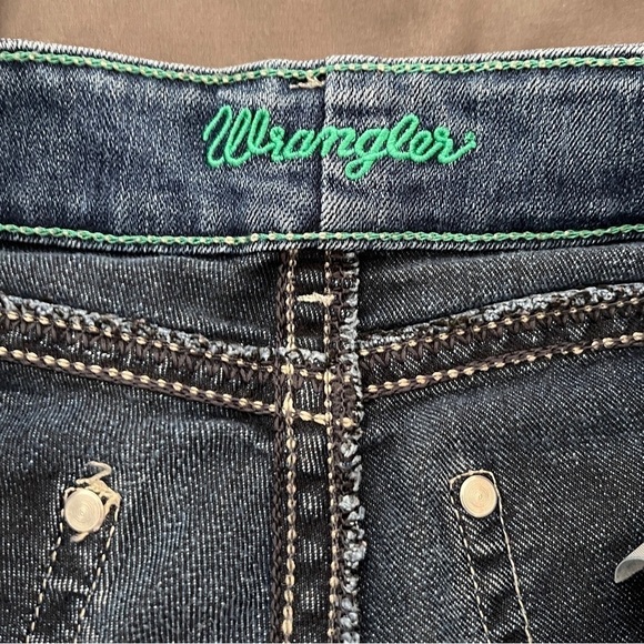 Wrangler Rhinestone Pocket Low Rise Boot Cut Jeans - Picture 9 of 11